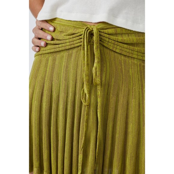 🎉LAST CHANCE🎉 FREE PEOPLE Sylvia Convertible Mini Skirt / Viper Combo - Picture 5 of 7